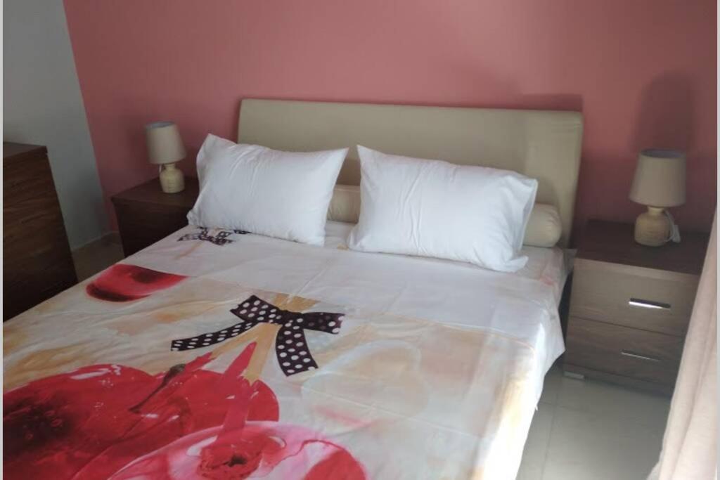Debby'S Central Apartment كافالا المظهر الخارجي الصورة