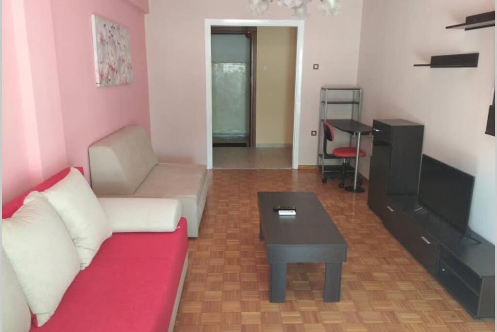 Debby'S Central Apartment كافالا المظهر الخارجي الصورة
