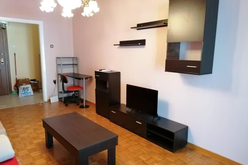 Debby'S Central Apartment كافالا المظهر الخارجي الصورة