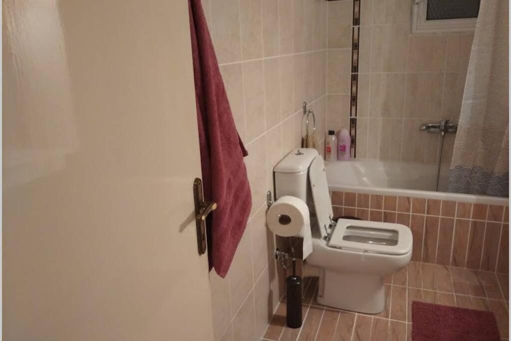 Debby'S Central Apartment كافالا المظهر الخارجي الصورة