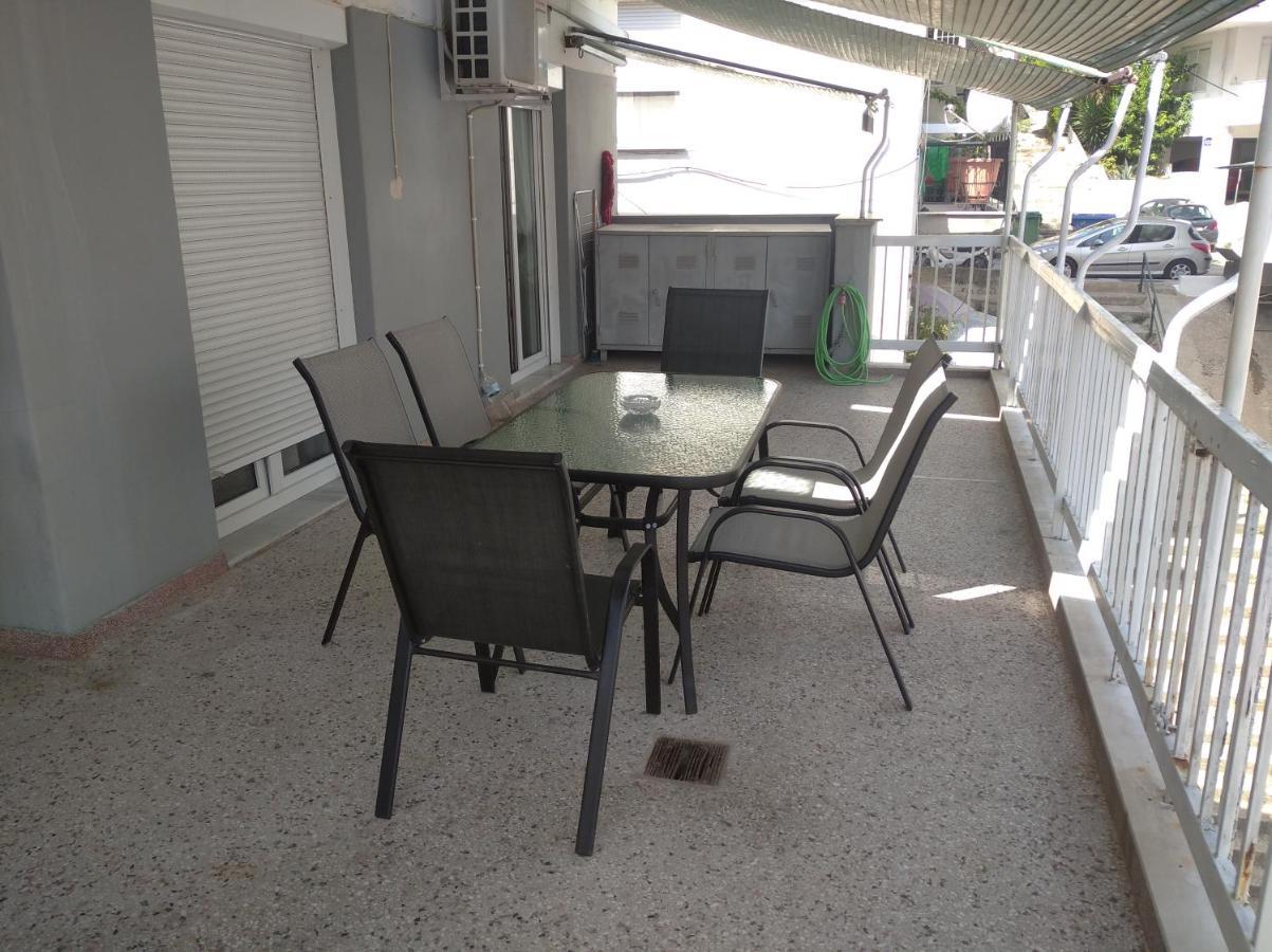 Debby'S Central Apartment كافالا المظهر الخارجي الصورة